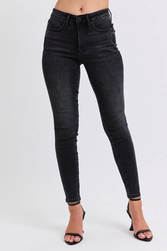 JUDY BLUE  Tummy control Black Jeans